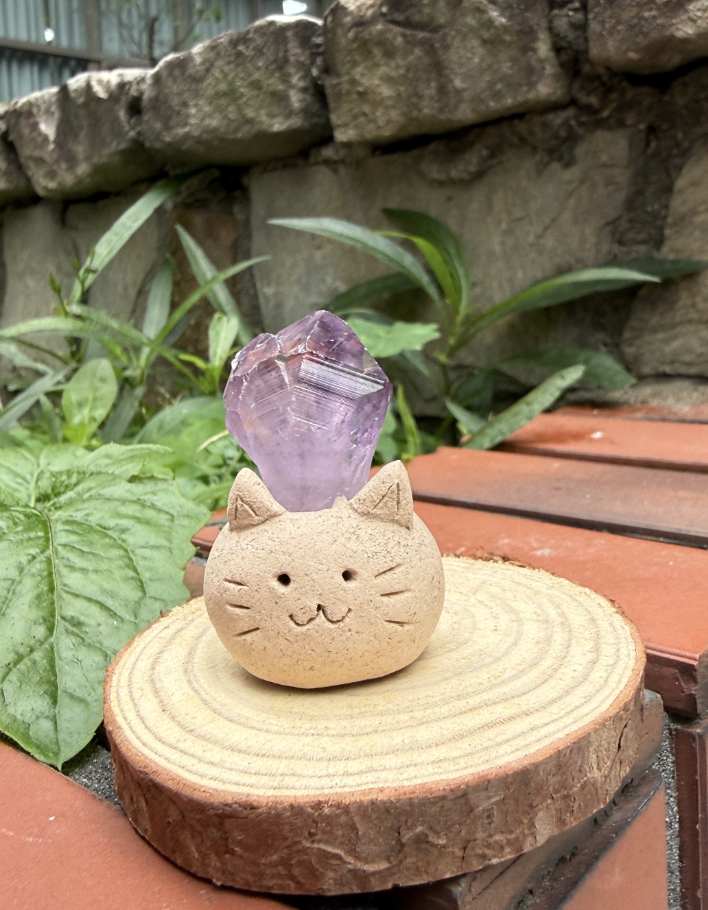 紫水晶 石頭泥 |紫水晶 石頭泥|