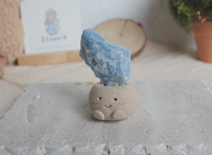 藍方解石 石頭泥 藍方解石 石頭泥