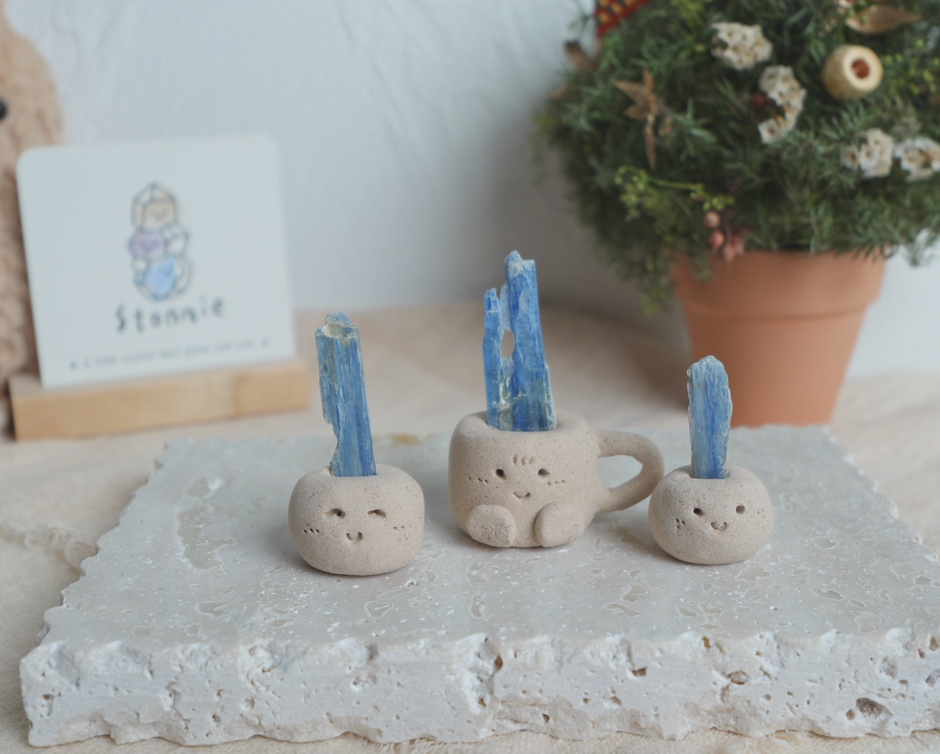 淺藍晶石 石頭泥 |淺藍晶石 石頭泥|