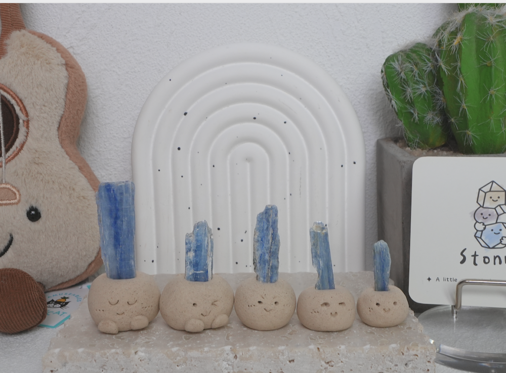 淺藍晶石 石頭泥 |淺藍晶石 石頭泥|