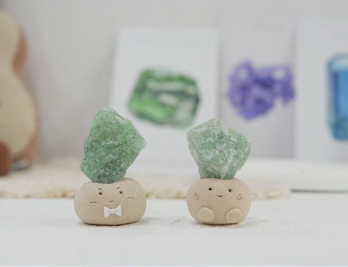 綠草莓晶 |綠草莓晶 石頭泥|