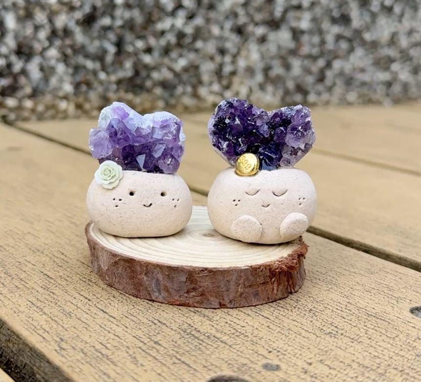 愛心紫水晶簇 烏拉圭|愛心紫水晶簇 石頭泥|
