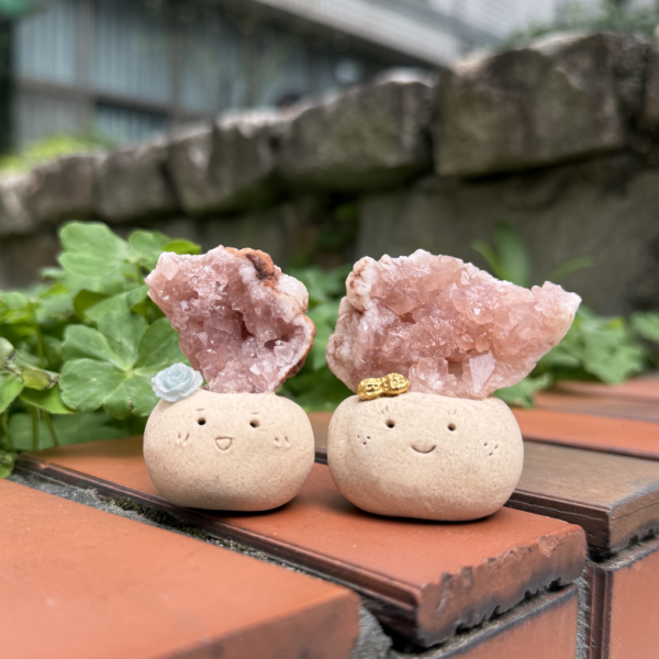 阿根廷粉紫水晶 阿根廷 | 粉紫水晶 石頭泥 |