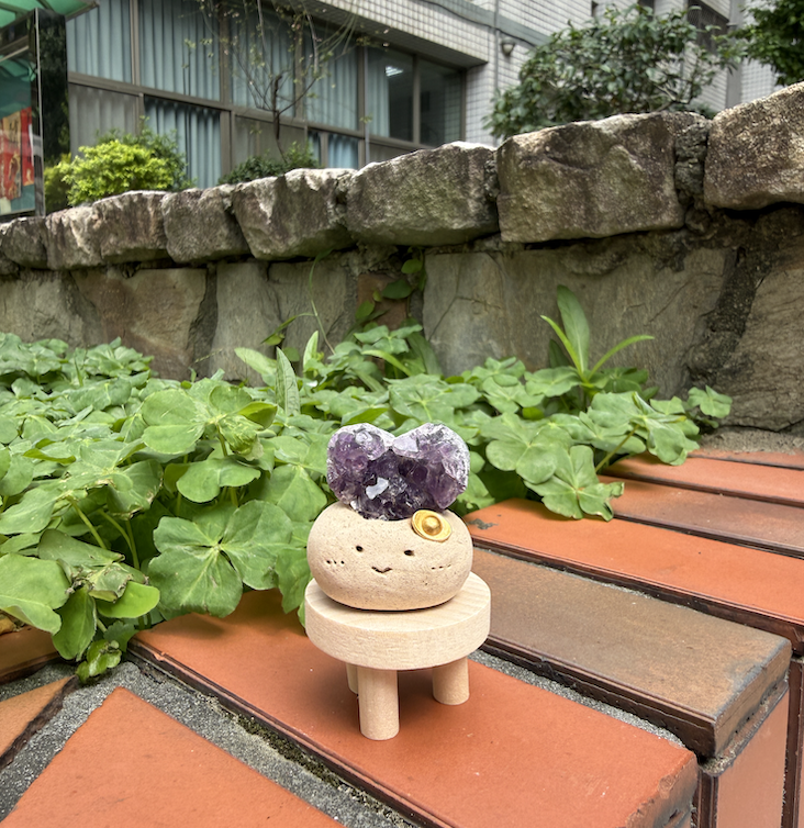 愛心紫水晶簇 烏拉圭|愛心紫水晶簇 石頭泥|🧊