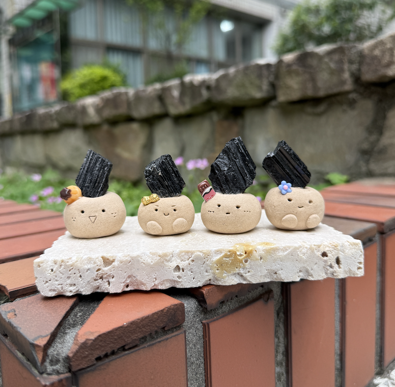 黑碧璽 黑碧璽 石頭泥