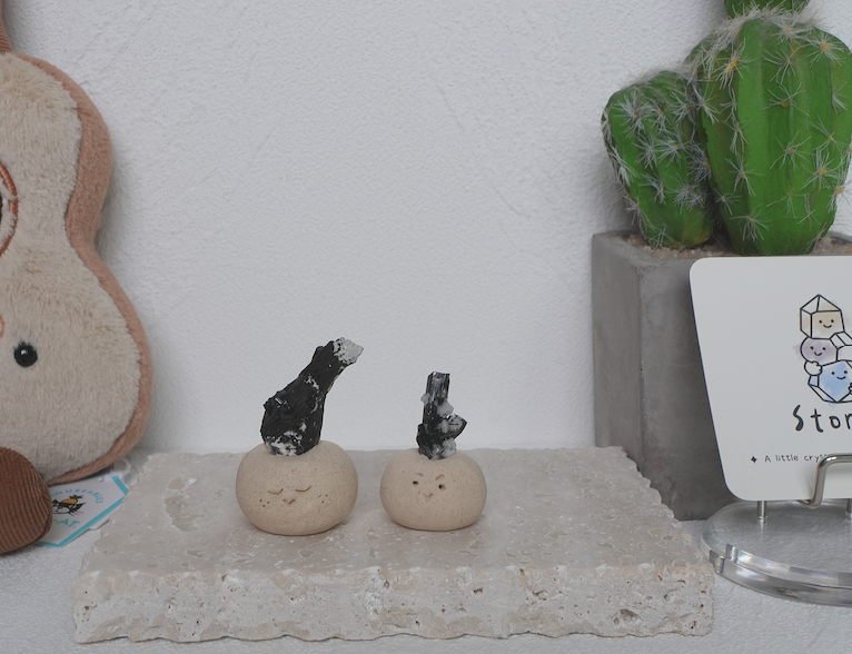 黑碧璽長石 |黑碧璽長石 石頭泥|