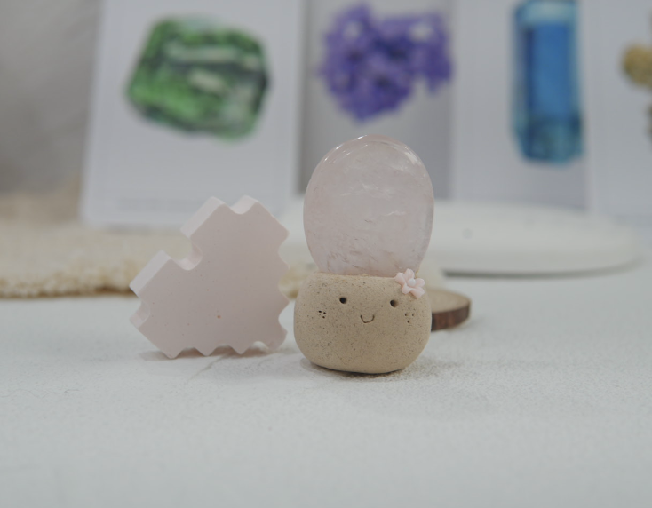 粉水晶 |粉水晶 石頭泥|