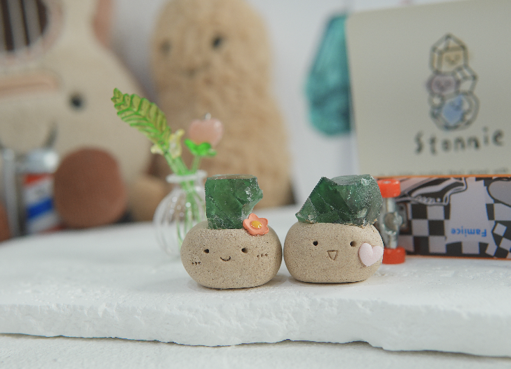 英日螢石 貪婪豬礦袋 英日螢石|貪婪豬礦袋