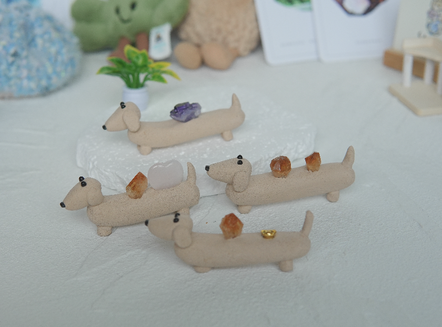 水晶 臘腸狗狗 dooooog 🦴| 黃水晶 、藍紫螢石 石頭泥 |